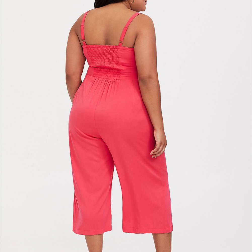 Torrid NWT Coral 4X Jumpsuit Culottes Crop Pants Smocked Back - Picture 2 of 5